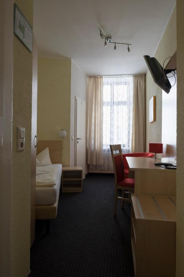 Gaestehaus Lisakowski Pension Am Brautwiesenpark Görlitz Exteriér fotografie